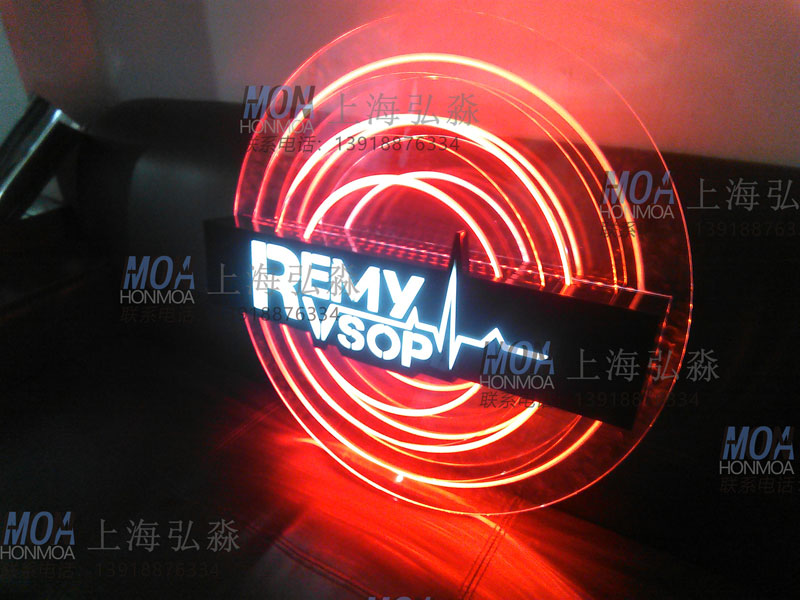 亞克力懸掛燈箱